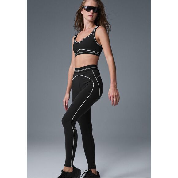 Alo Yoga Airbrush Heart Throb Set Bra and Legging Black White - Picture 2 of 14